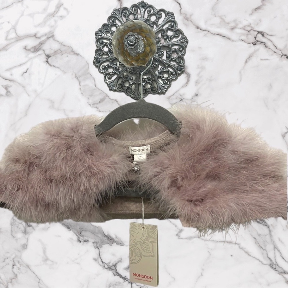 Real Feather Children’s Cape 2-4 year